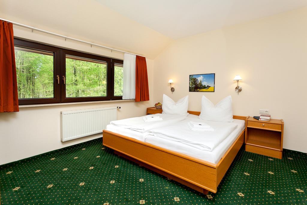 Restaurant & Hotel Baumhaus Hagen ザスニッツ 部屋 写真
