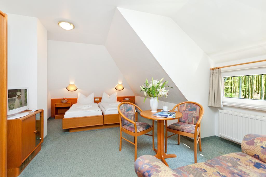 Restaurant & Hotel Baumhaus Hagen ザスニッツ 部屋 写真